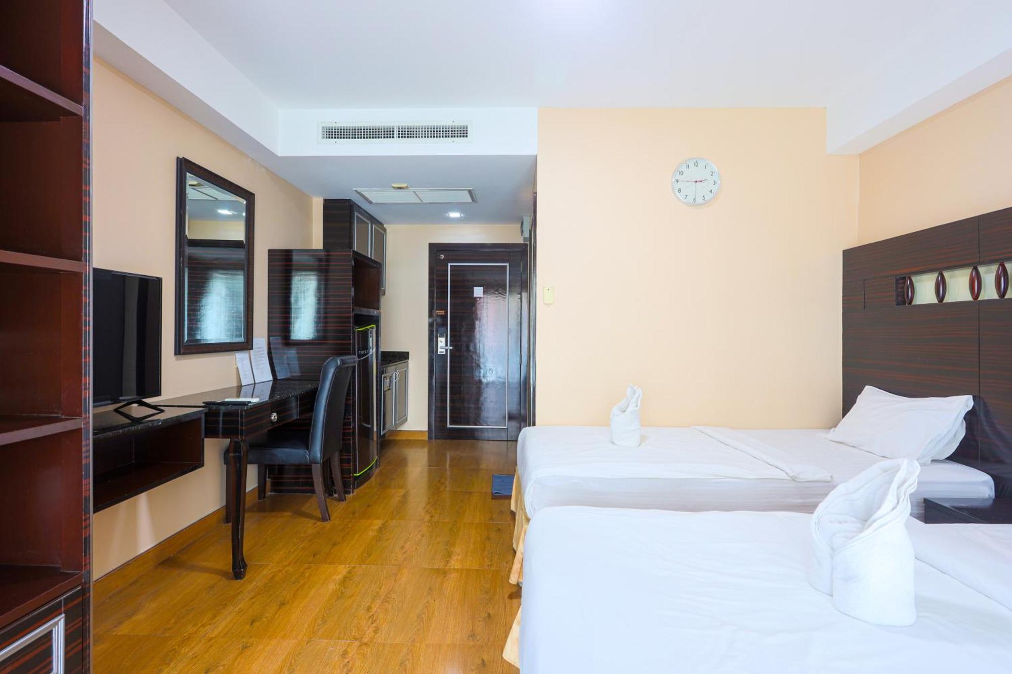Land Royal Residence Pattaya Esterno foto