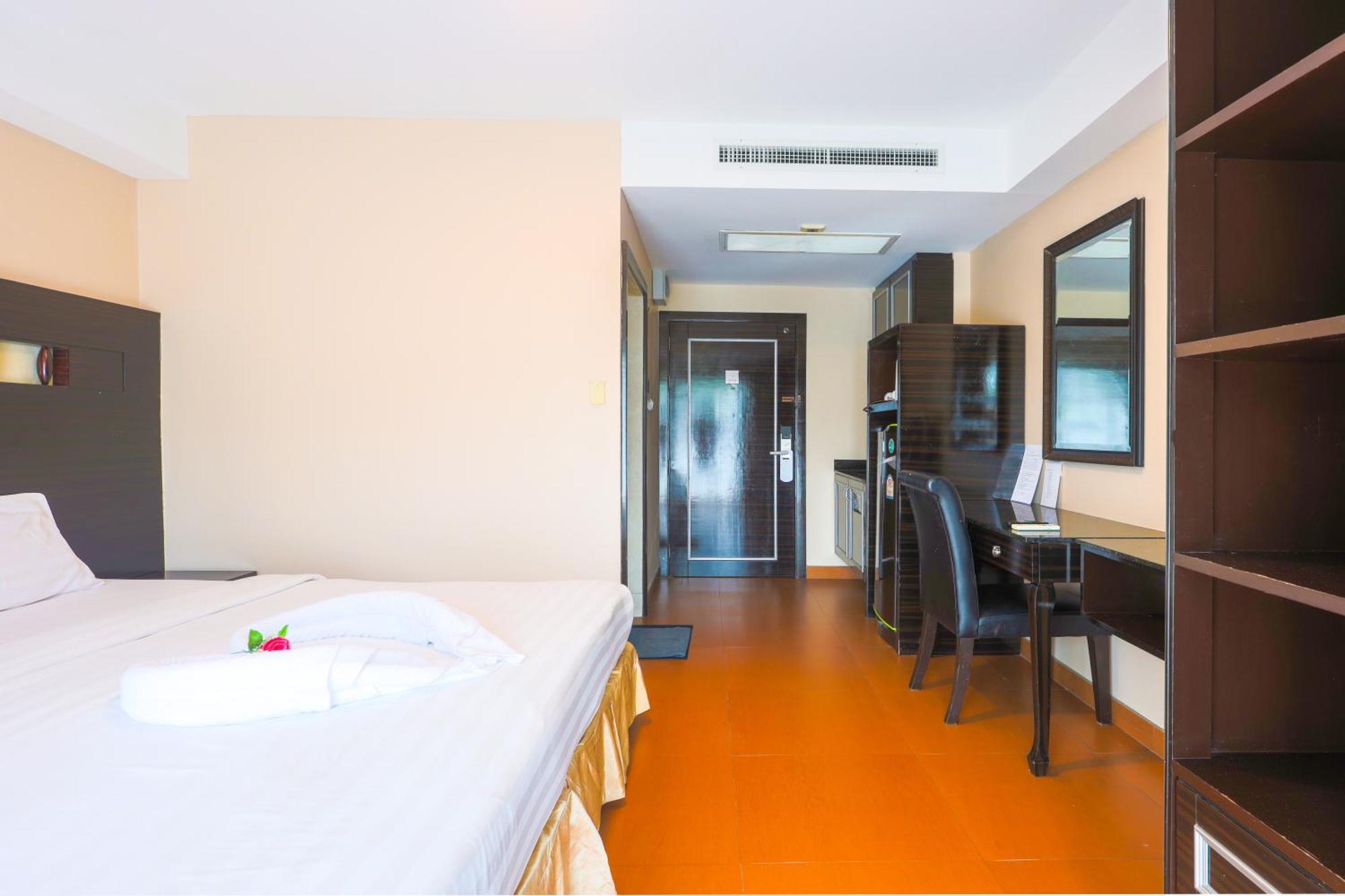 Land Royal Residence Pattaya Esterno foto