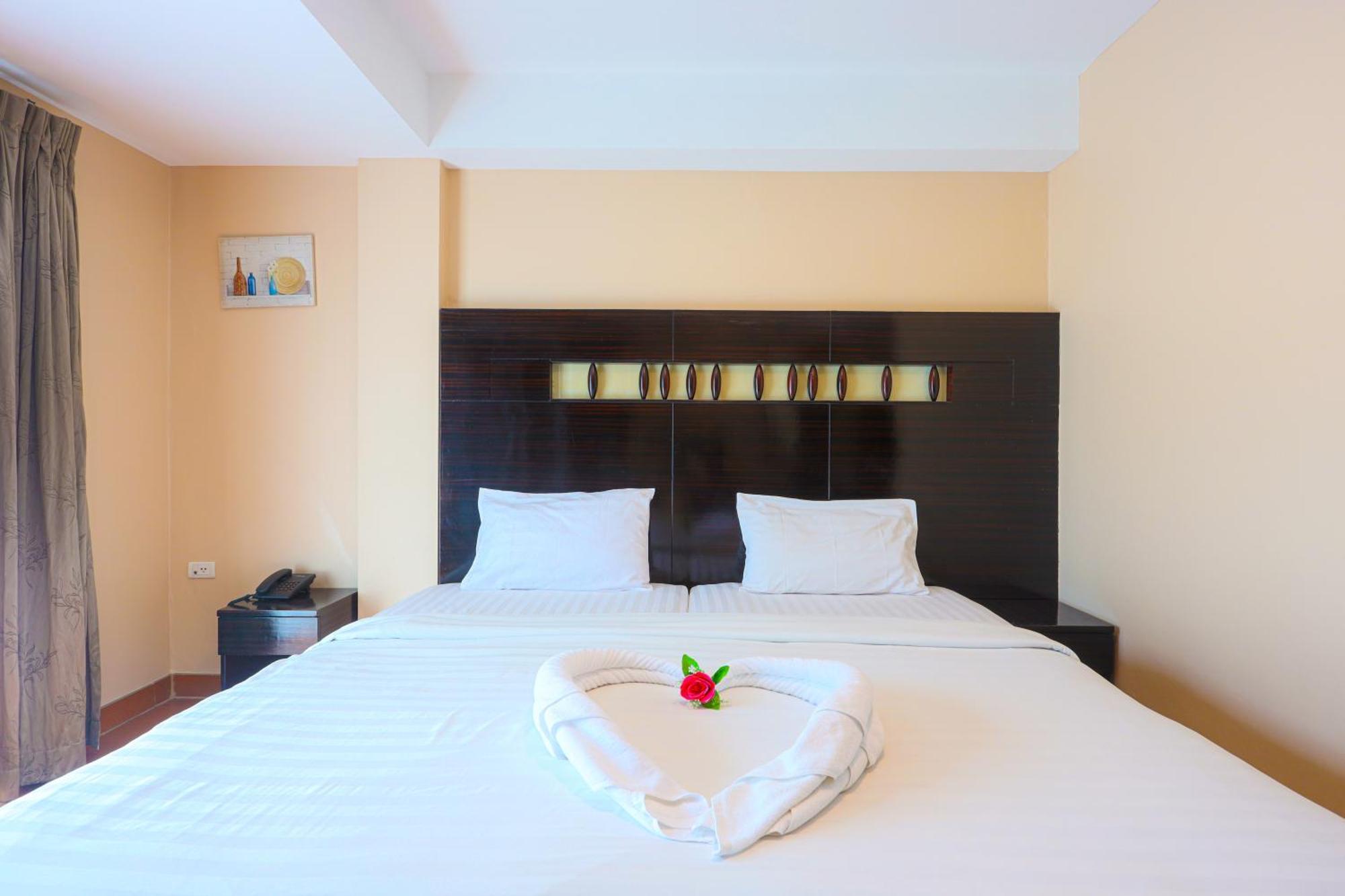 Land Royal Residence Pattaya Esterno foto