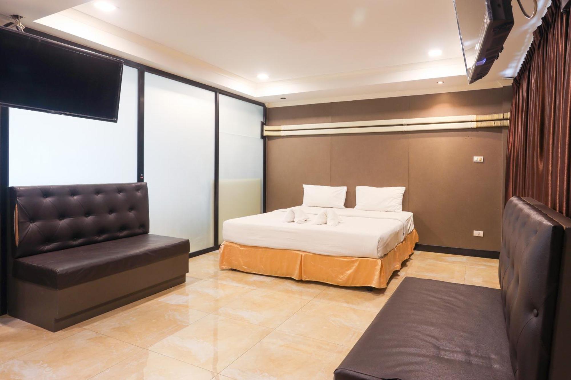 Land Royal Residence Pattaya Esterno foto