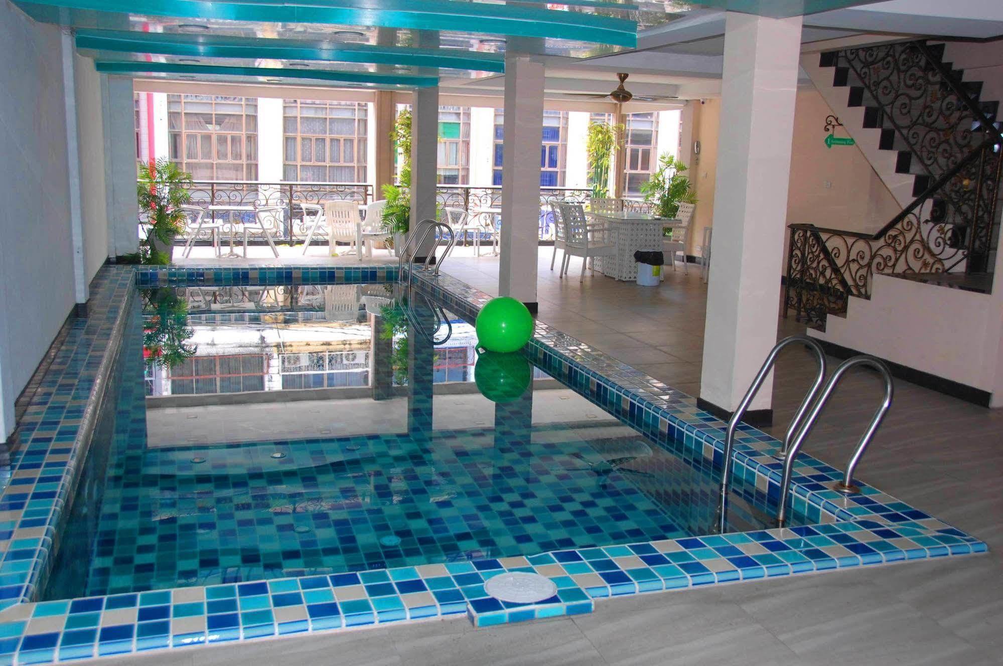 Land Royal Residence Pattaya Esterno foto